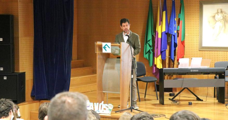 Pedro Ara&uacute;jo enaltece intera&ccedil;&atilde;o entre gera&ccedil;&otilde;es e institui&ccedil;&otilde;es