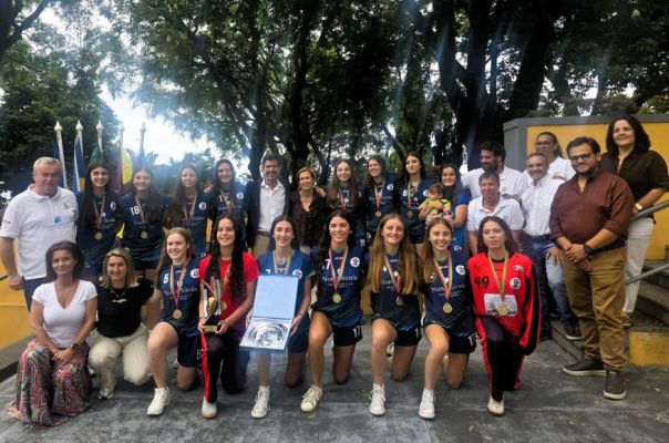 Junta do Imaculado reconhece feito hist&oacute;rico de campe&atilde;s nacionais do CD Bartolomeu Perestrelo