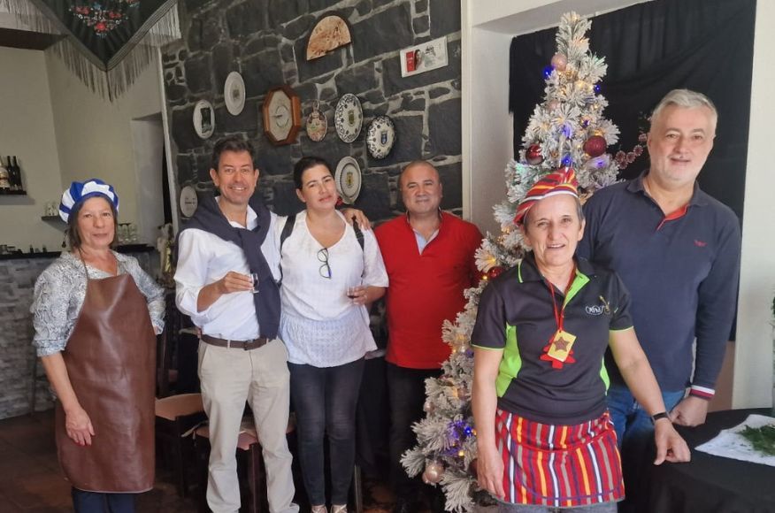 Almo&ccedil;o de Natal real&ccedil;a proximidade no Imaculado
