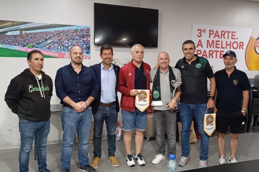 Gil Vicente "centenário" vence Torneio de Veteranos 'Dia de Portugal'